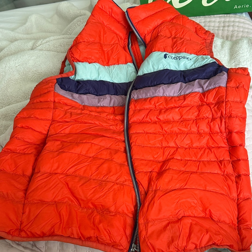 Cotopaxi Women’s Puffer Vest Size M